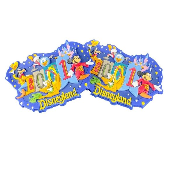 2001 Disneyland 3D Raised Disney Rubber Fridge Magnet Disney Set 2 - Picture 1 of 11